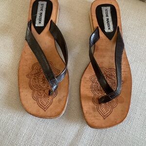 Steve Madden Brown and Black Sandals
